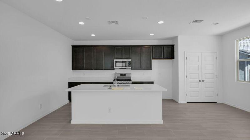 14625 W SAND HILLS Road - Ready Now!