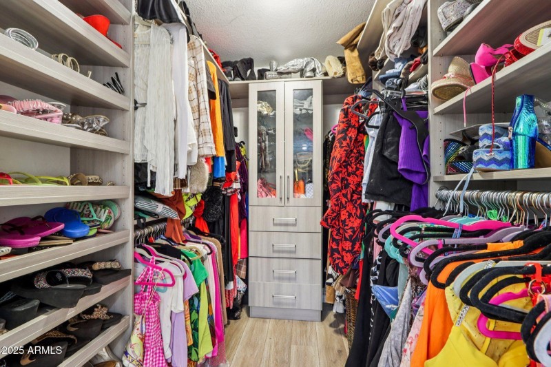 27-web-or-mls-48-web-or-mls-N 82nd St-L1