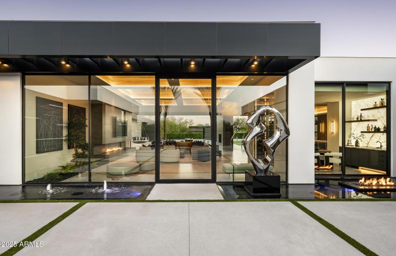 6911 E Jackrabbit Rd PV TopPics-5