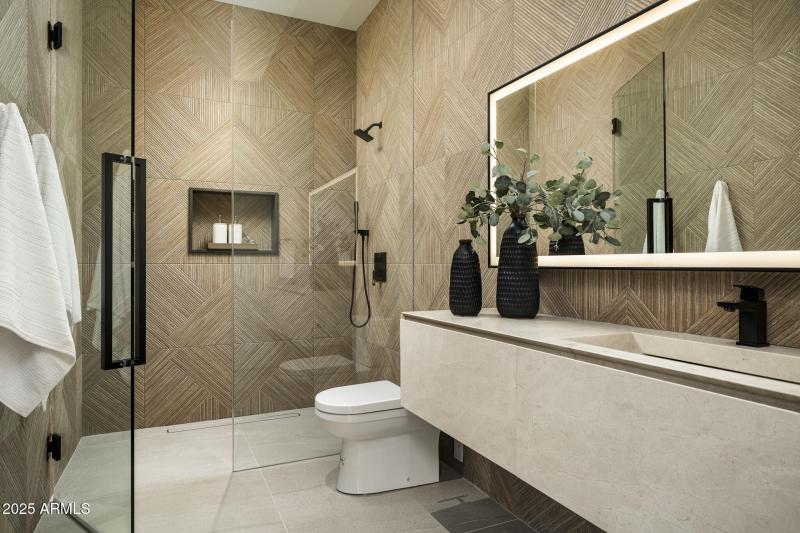 6911 E Jackrabbit Rd PV TopPics-48