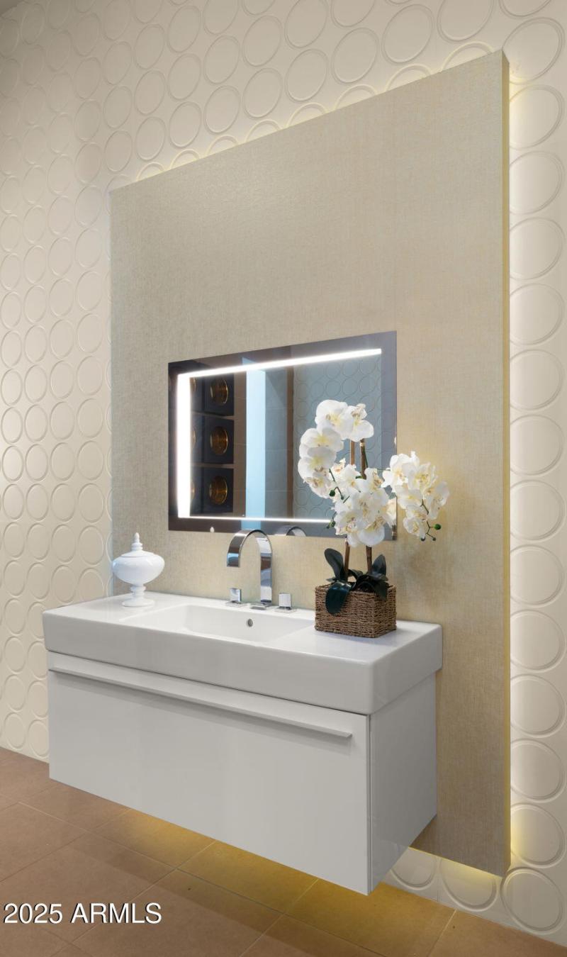 68-web-or-mls-Primary Bedroom7