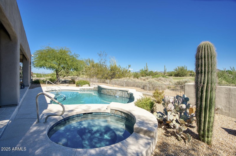 Backyard Pool & Hot Tub