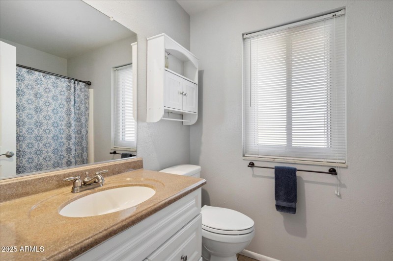 Bedroom 2 Ensuite Bathroom