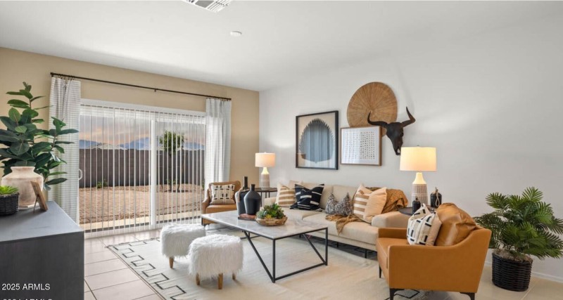 Mockingbird living, Model Home Pic