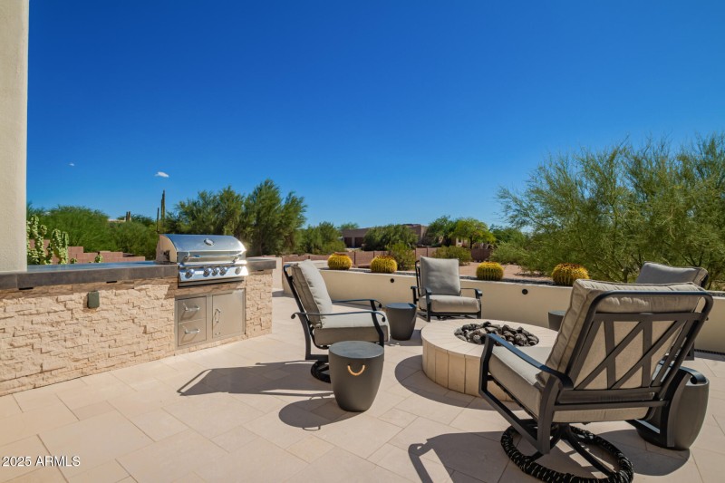 outdoor entertaining