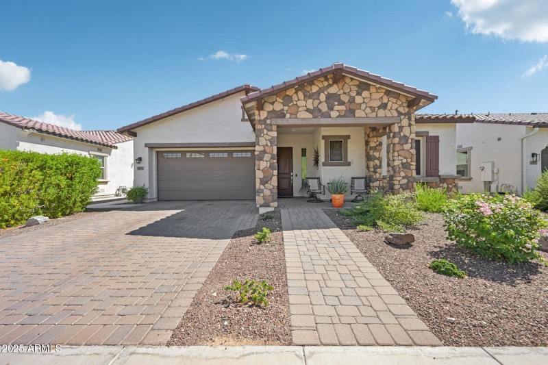 1-web-or-mls-N 205th Gln-S0110-001