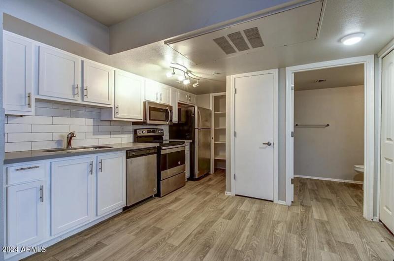 Screen Shot 2024-02-07 at 9.21.38 AM