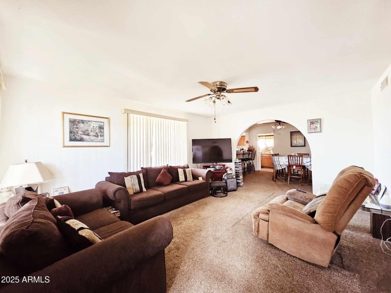 449336999_983978199923054_30108332695160