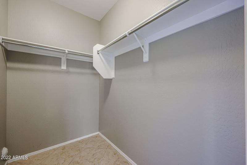 Walk -In Closet