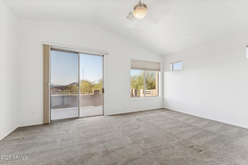 28-028-primary-bedroom