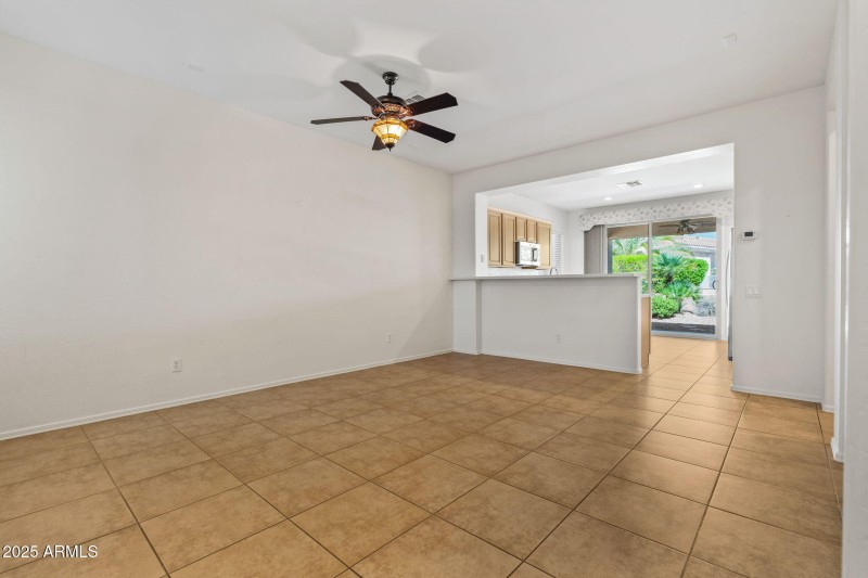 2-web-or-mls-12952 W Chapala Dr--2