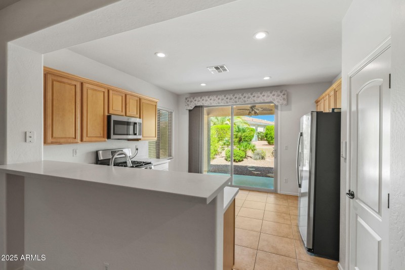 7-web-or-mls-12952 W Chapala Dr--7