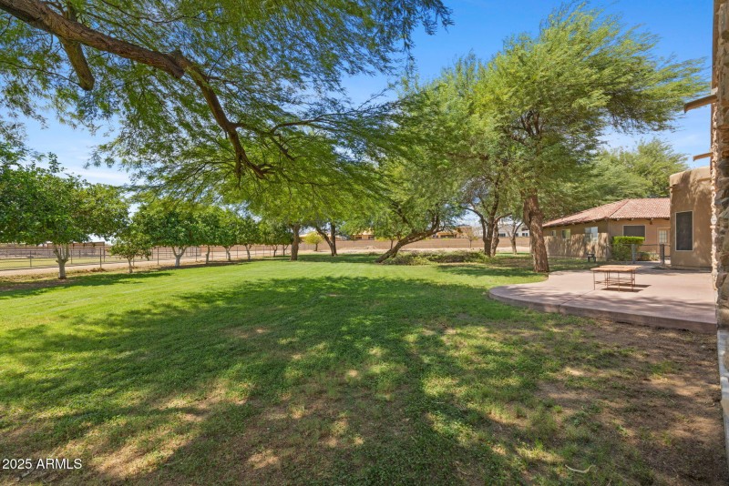 47-web-or-mls-8822-n-172nd-dr