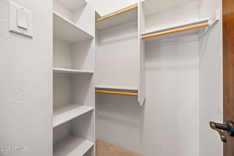 35-web-or-mls-8822-n-172nd-dr