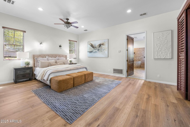 24-web-or-mls-8822-n-172nd-dr