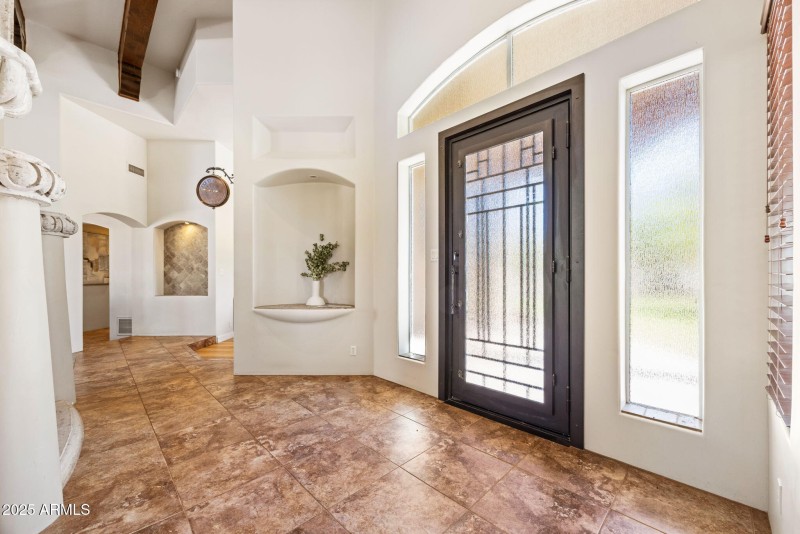 3-web-or-mls-8822-n-172nd-dr