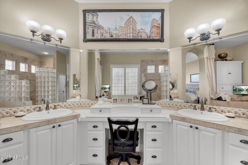 27-web-or-mls-Mewes-37