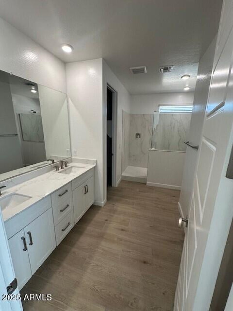 357 primary bed 1 bathroom