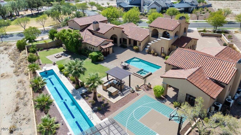 Estate with Pools and Sport Court