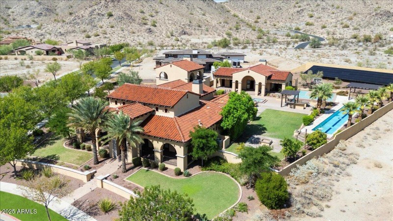 92-DJI_20250927124409_0066_D