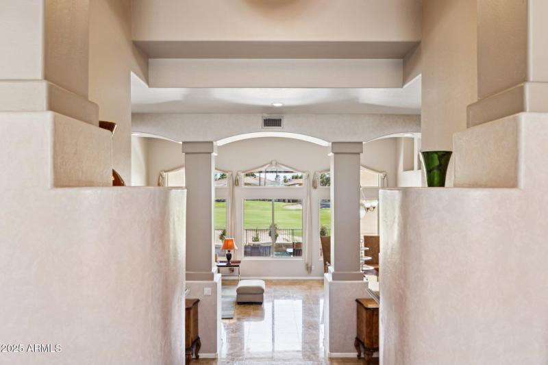 9-web-or-mls-5819-w-abraham-ln