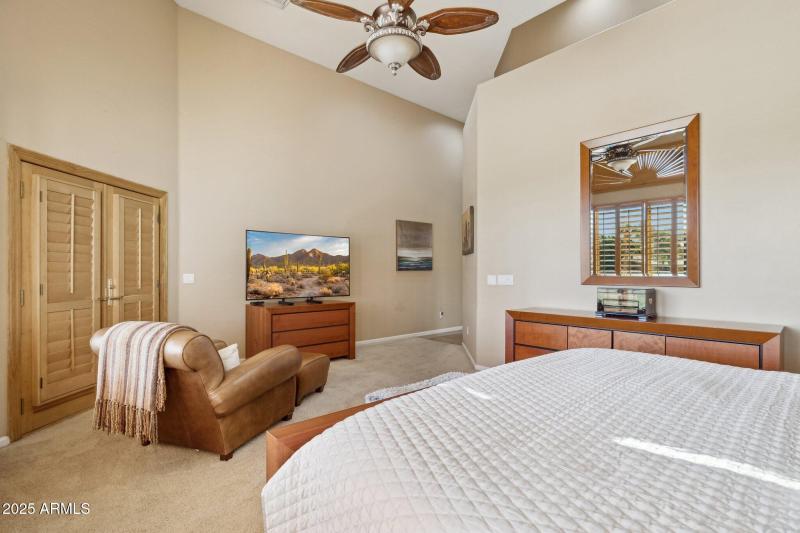 30-web-or-mls-5819-w-abraham-ln