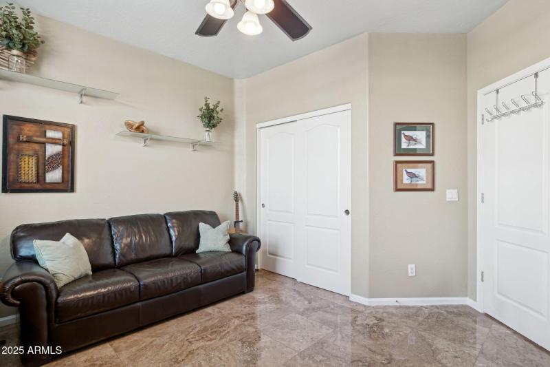 39-web-or-mls-5819-w-abraham-ln