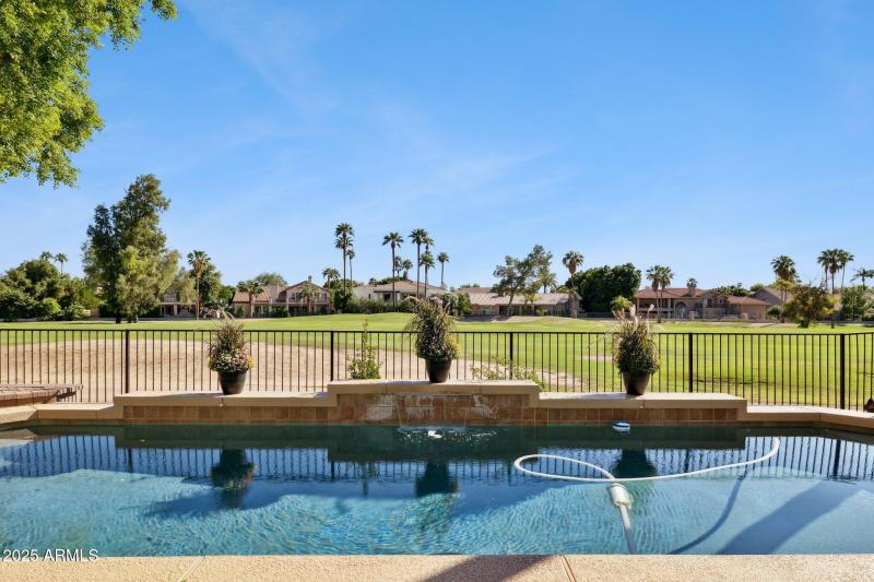 52-web-or-mls-5819-w-abraham-ln