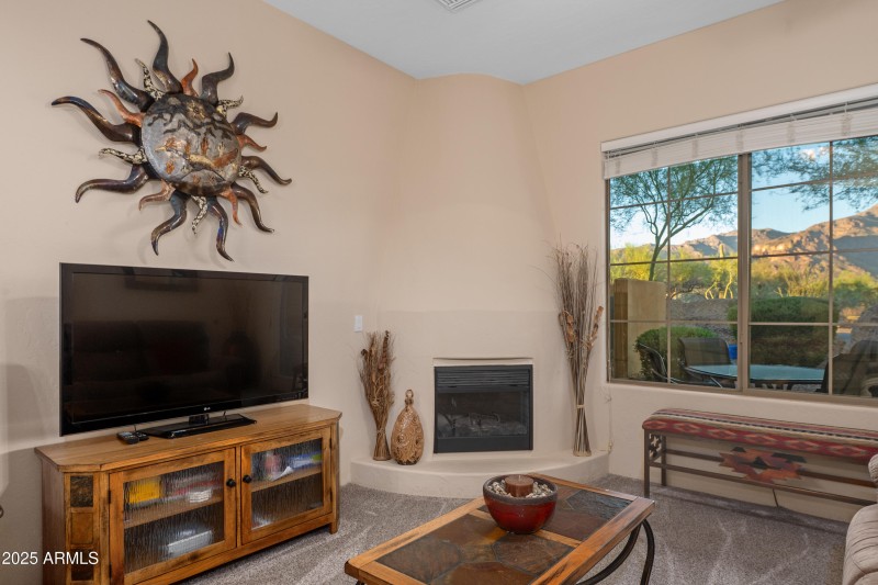 5370-S-Desert-Dawn-Dr-Unit-72-17