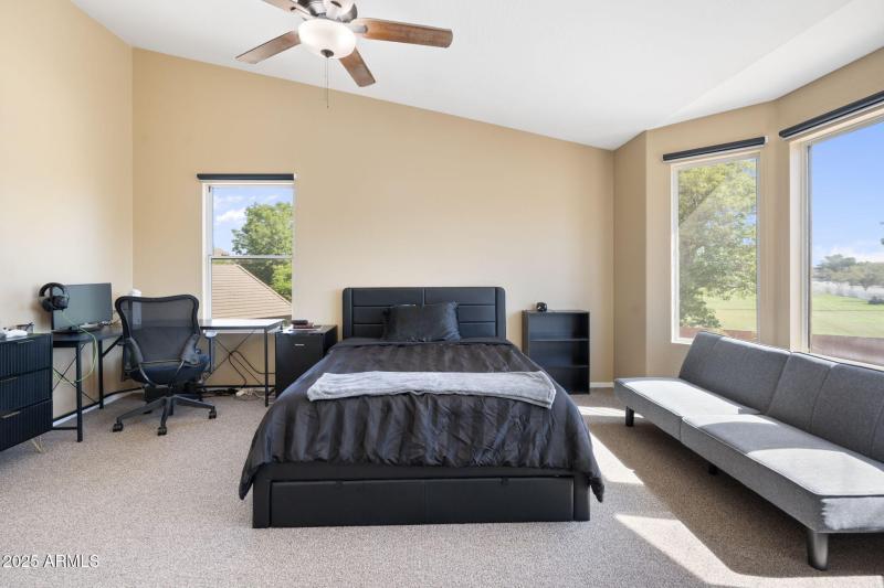 30-web-or-mls-QVB01977