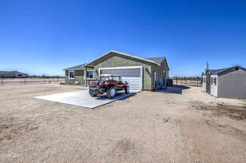 Front w/shed (stays)