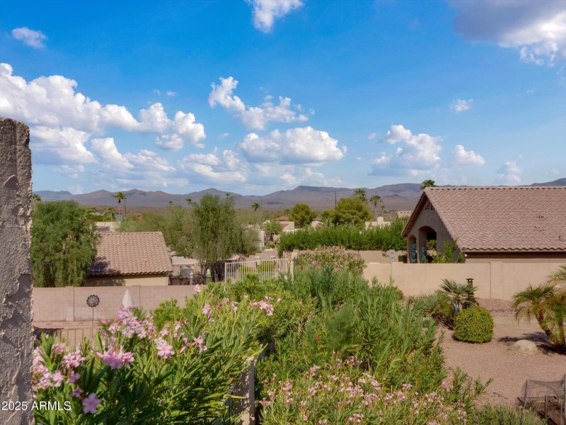 25-17132 E Hillcrest Dr-25