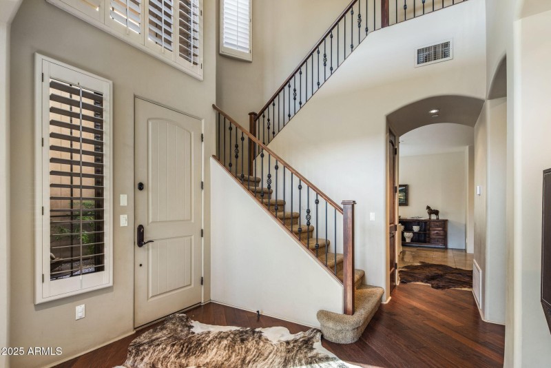 2-web-or-mls-D46A9743 copy