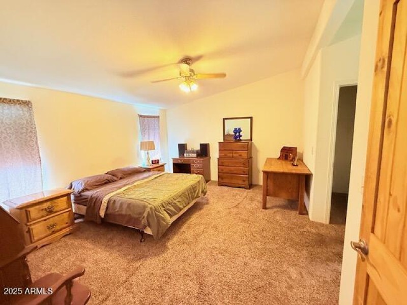 E93C14C2-E182-42F0-8562-94FB7AD91D01