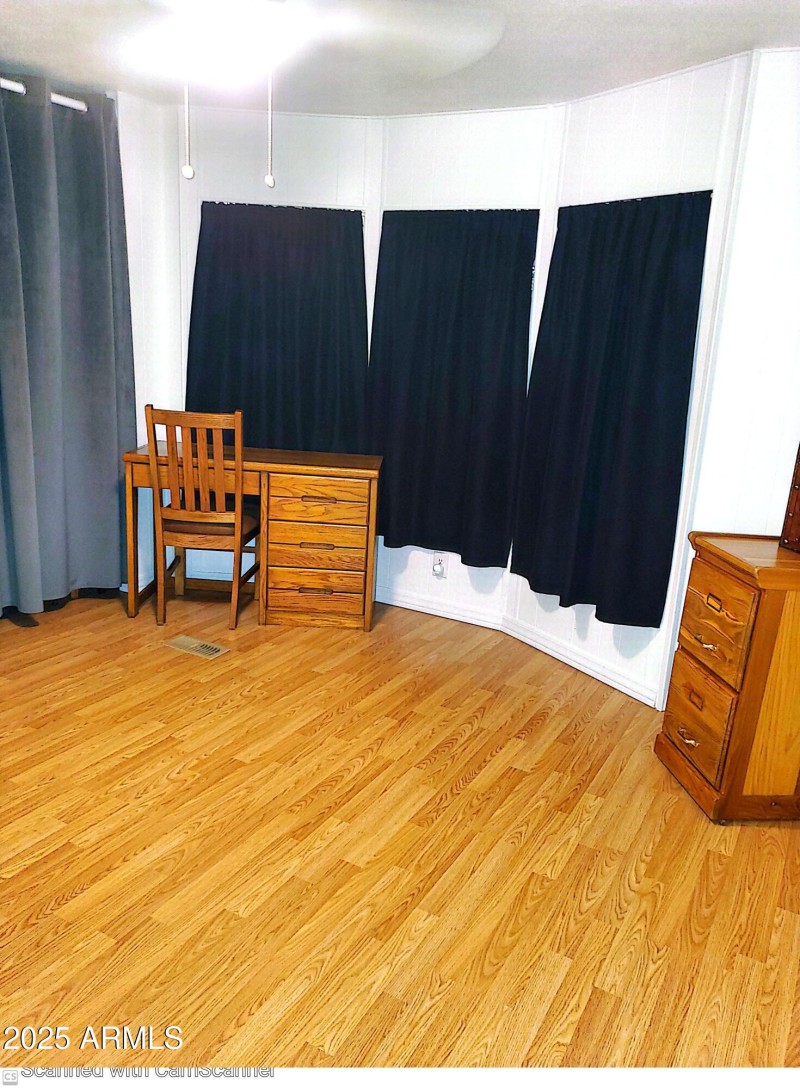 #150 guest bedroom(1)