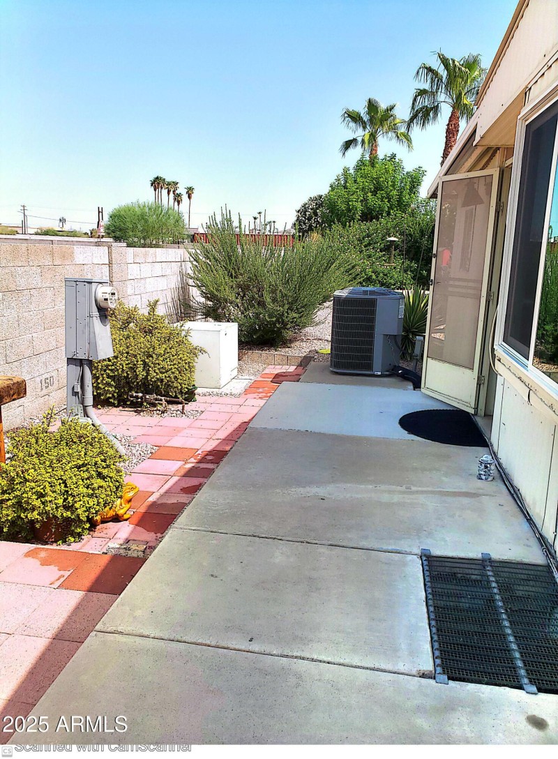 #150 patio backyard view(1)