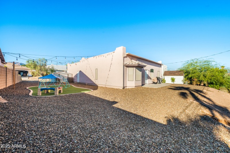 9801-E-Fortuna-Ave-New-BackYard-2