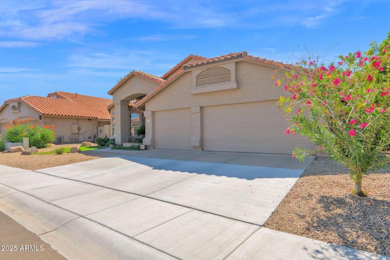 1701 Springfield - 03Exterior