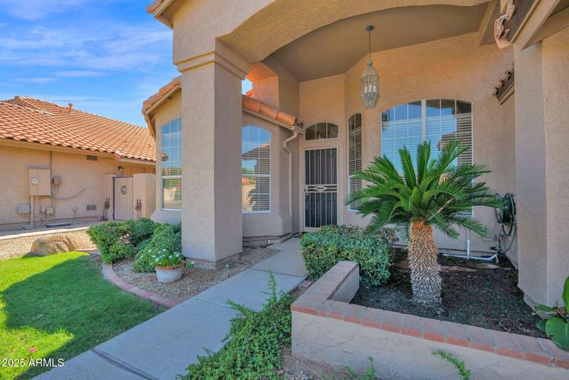 1701 Springfield - 04Front Door