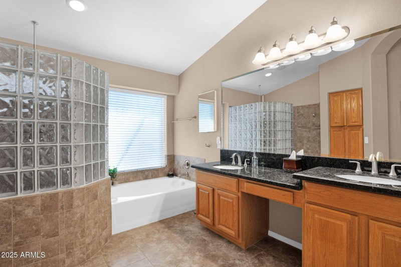 1701 Springfield - 18Primary Bathroom