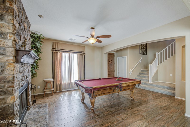 Living Room 4