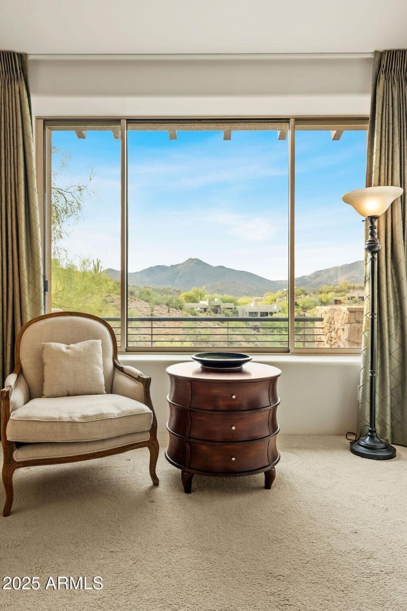 016_Primary Sitting Space