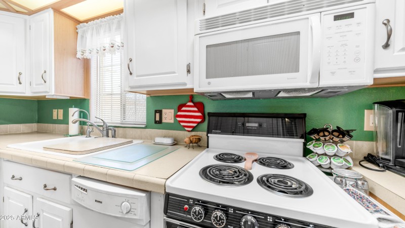 3710 S Goldfield Rd Lot 611 (7)