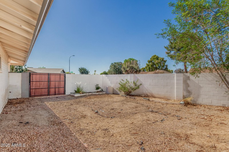 RV Gate #2-Side Yard-Additional Parking