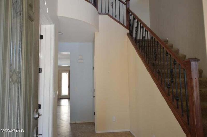 20221001192212105210000000-o