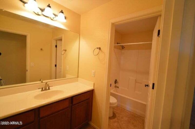 20221001192815922899000000-o