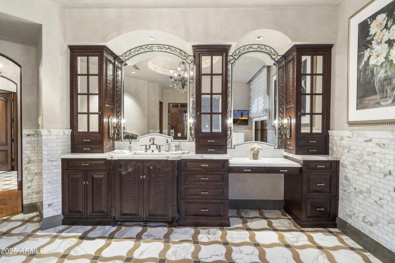 103_Primary Bathroom