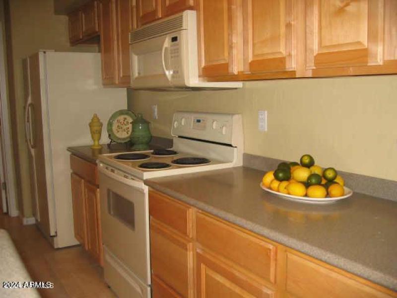 172f97f6e5b64f0990f6ea323aec756b