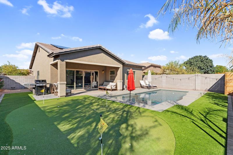 32-web-or-mls-489 W Flame Tree Ave-35