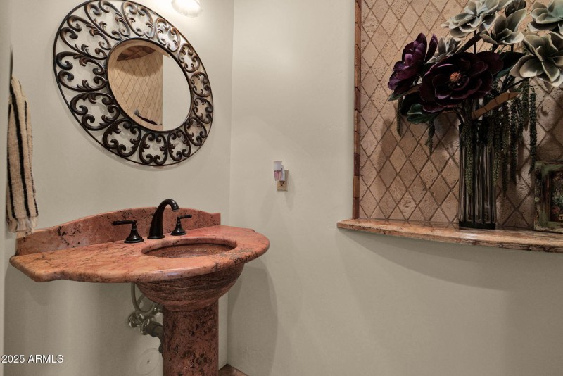 69-web-or-mls-P1315247